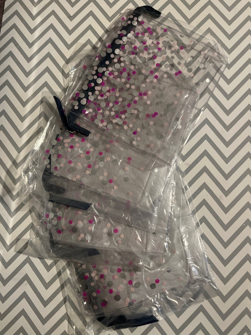 Cosmetic bag